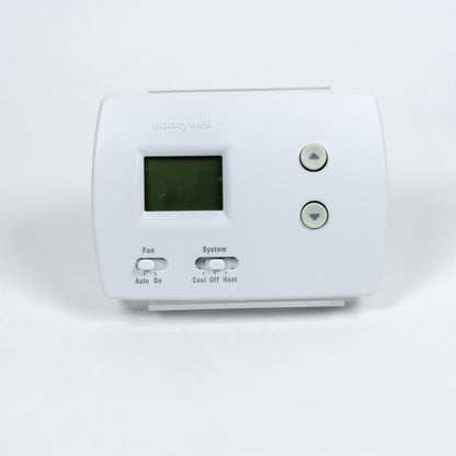 Honeywell PRO TH3110D1008 Non-Programmable Digital Thermostat, 1H/1C